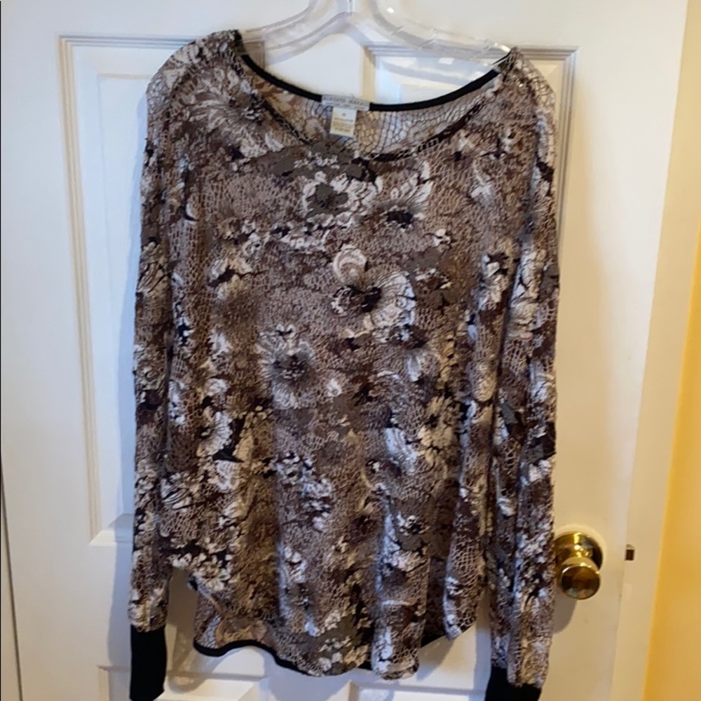 Alberto Makali crocheted top
